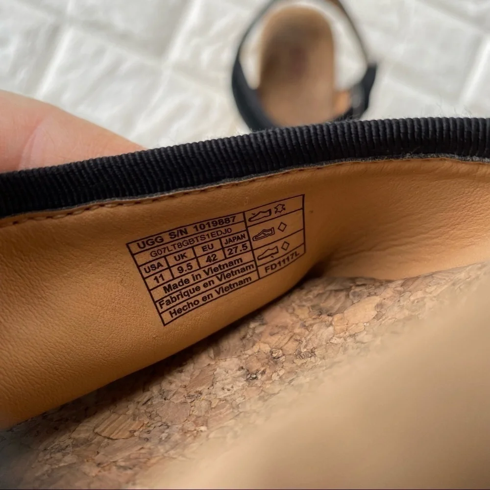 UGG maybell wedge